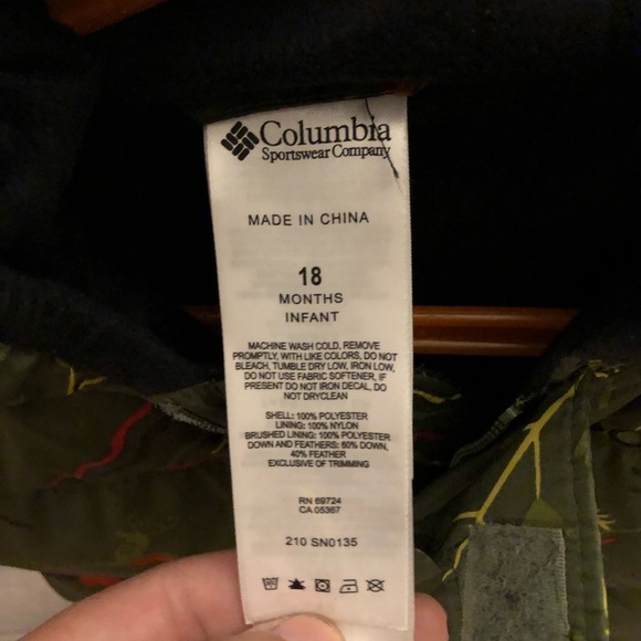 COPY - Columbia Puffer Snowsuit / 18 months / Down lining / EUC - Picture 6 of 6